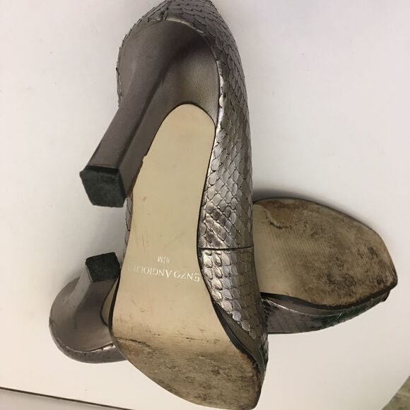 ENZO ANGIOLINI SILVER SNAKESKIN PEEP TOE HEELS - Picture 8 of 8